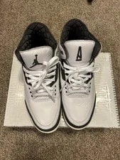 Air Jordan — Air Jordan 3 X Diffused — Sneaker — resale