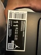 Air Jordan 4 Retro 'Toro Bravo' 2013 New in Box 2