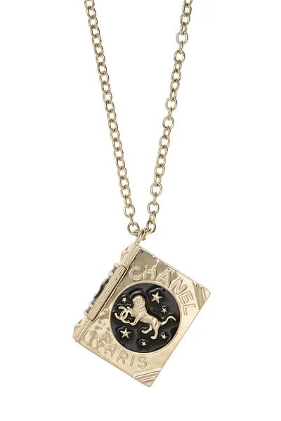 & Book Locket 2