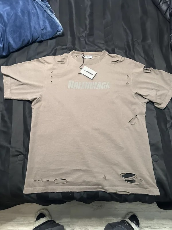 Balenciaga — Balenciaga T Shirt Caps — streetwear — resale
