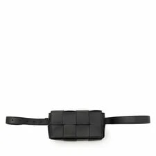 Bottega Veneta — Bottega Veneta Maxi Cassette Belt Body Bott — Handbag — resale
