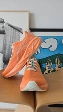Asics Novablast 5 Tokyo Marathon Limited 9.5 US New 2