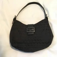 Fendi — Fendi Mamma #1426 Bucket Baguette Flap — Handbag — resale