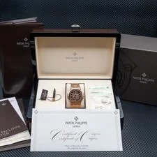 Patek Philippe Nautilus 5712/1R-001 Moonphase Rose Gold Chocolate Dial 40mm 3