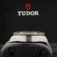 Tudor Pelagos Stealthy Black Titanium Diver, Ultra-Rugged 25600TN 4