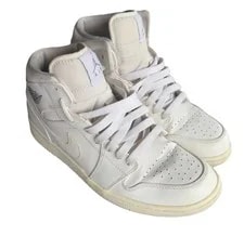 Air Jordan — Size 10 - Air Jordan 1 Retro Mid — Sneaker — resale