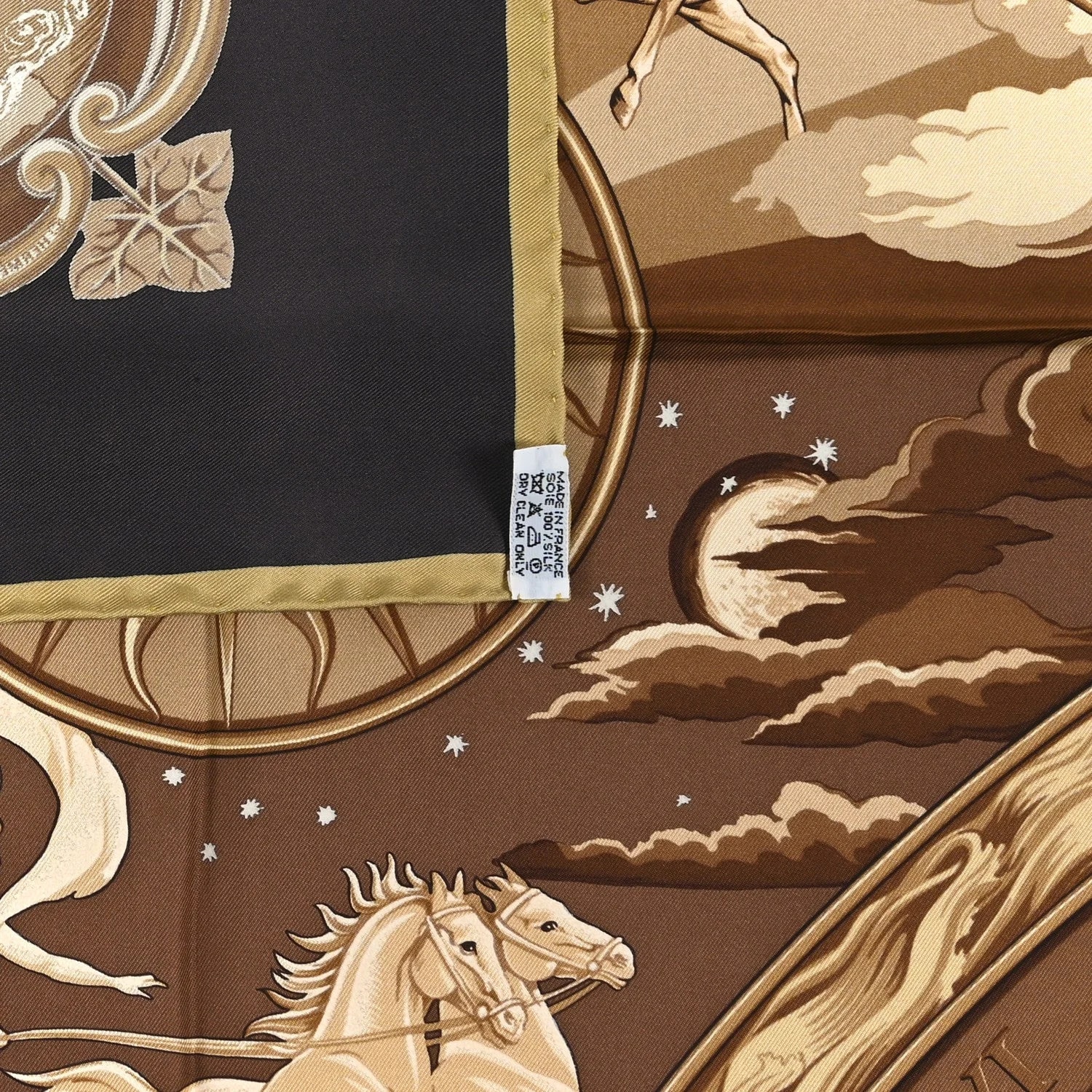 Rythmes du Monde Scarf 90 3
