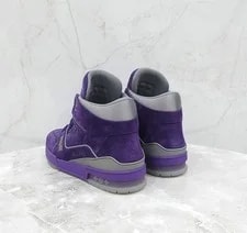 Louis Vuitton Limited Edition High-Top Sneakers 154162214 4