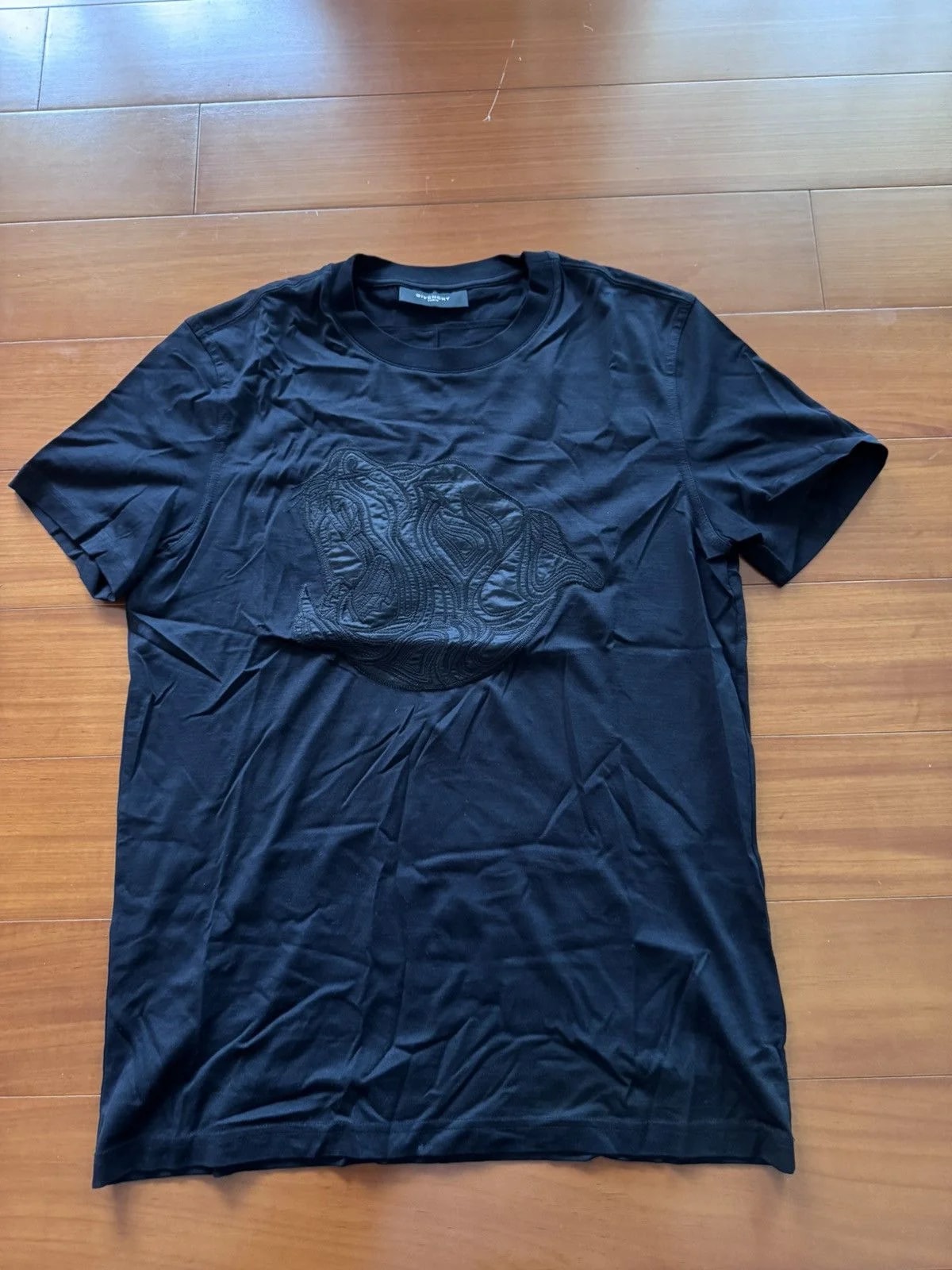 Givenchy — Givenchy By Riccardo Tisci — Dog Embroidery Tee — streetwear — resale