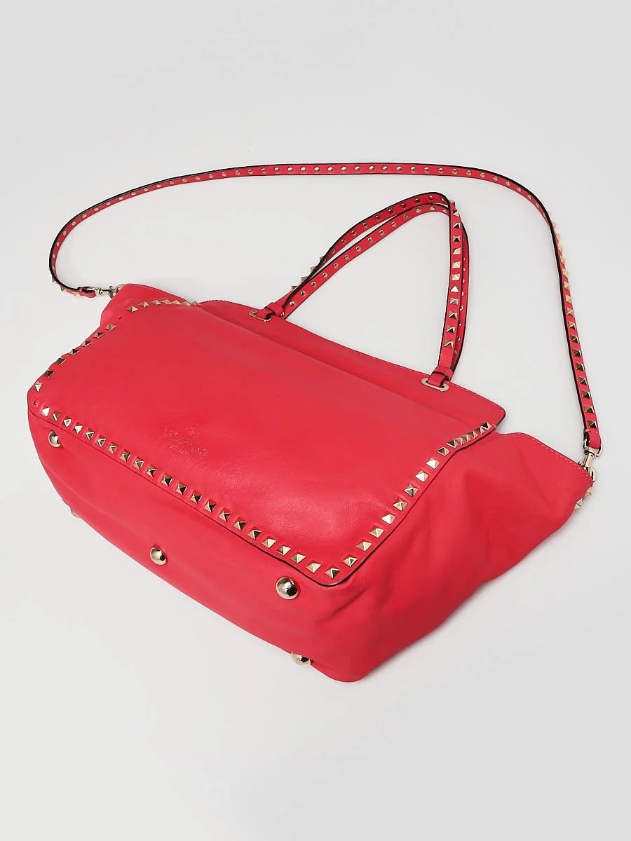 Valentino Rockstud Trapeze Medium 3