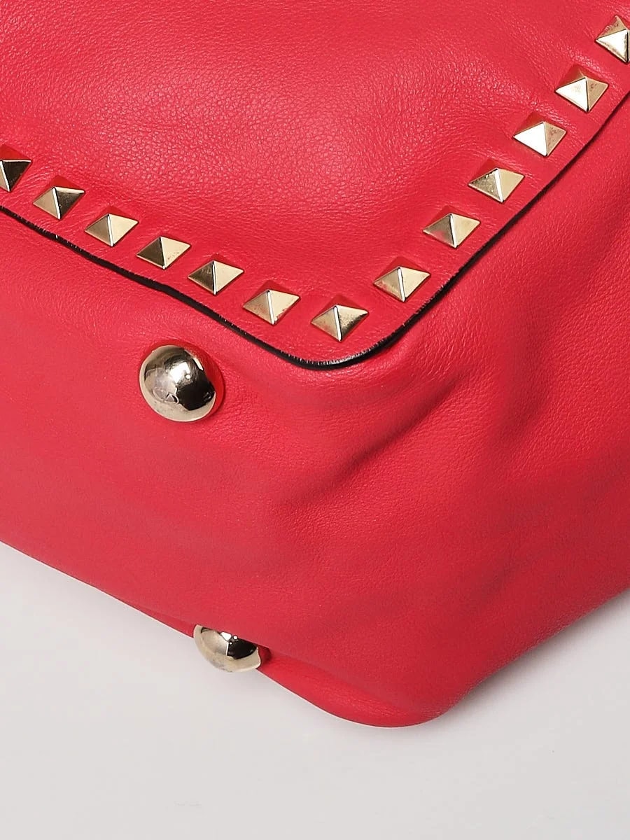 Valentino Rockstud Trapeze Medium 4