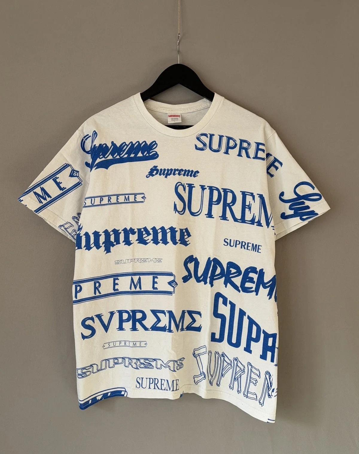 Supreme — Supreme Logo T-shirt — streetwear — resale