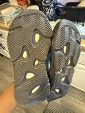 Yeezy Boost 700 ’S 5.5 ’S 3
