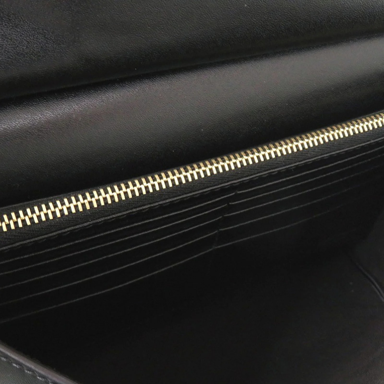 Vara Bow Crossbody 4
