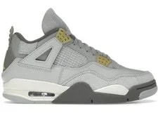 Jordan — Size 10.5 - Jordan 4 Retro SE Craft Photon Dust - DV3742-021 — Sneaker — resale