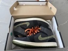 Air Jordan — Air Jordan 1 Mid SE Craft — Sneaker — resale