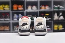 Air Jordan 3 Basketball Shoes 4