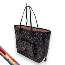 Louis Vuitton Fall for You Neverfull 2