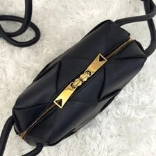 Bottega Veneta Mini Cassette Japan 0715312 4