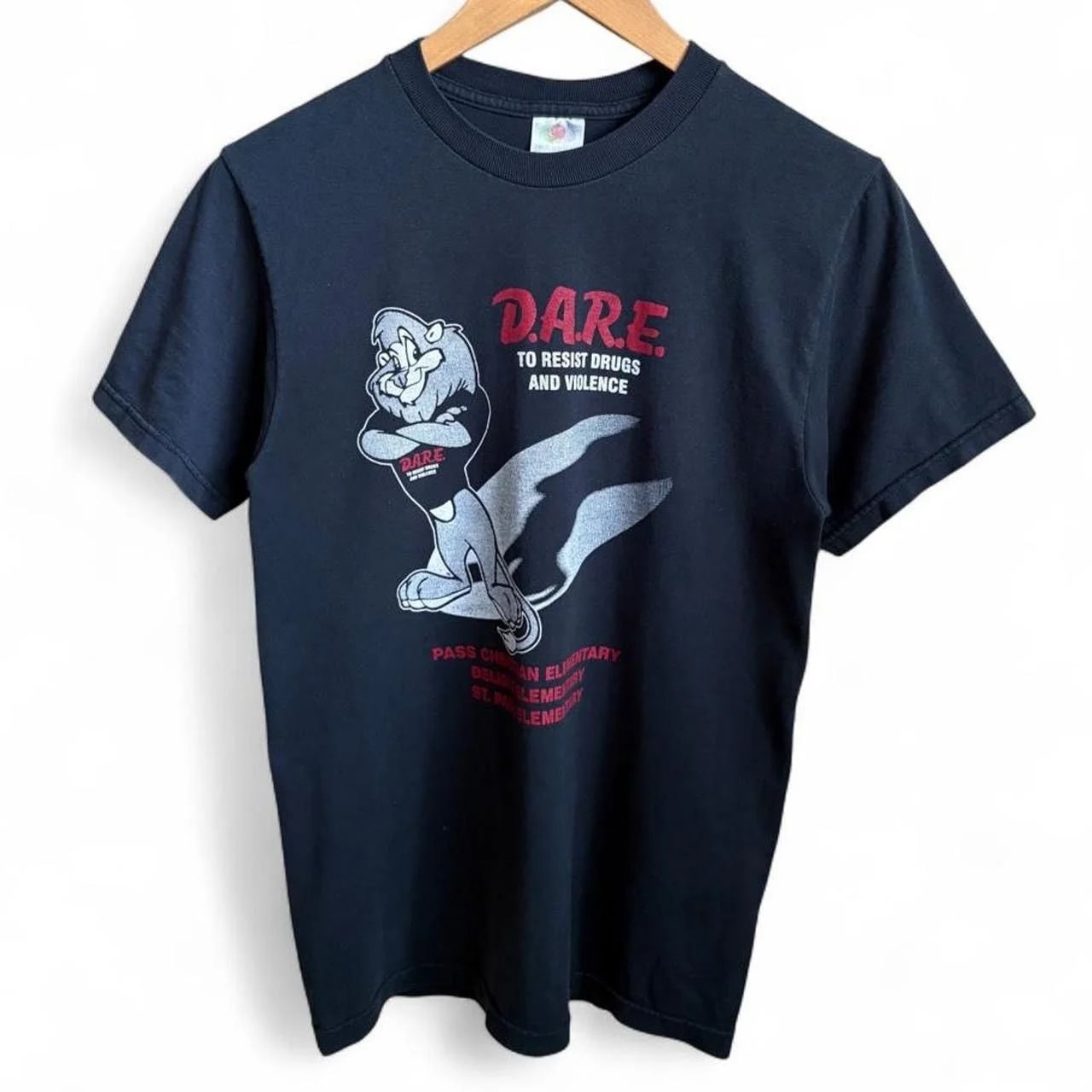Vtg D.a.r.e. Daren the Lion Fotl Best Tag Tee Shirt — streetwear — resale