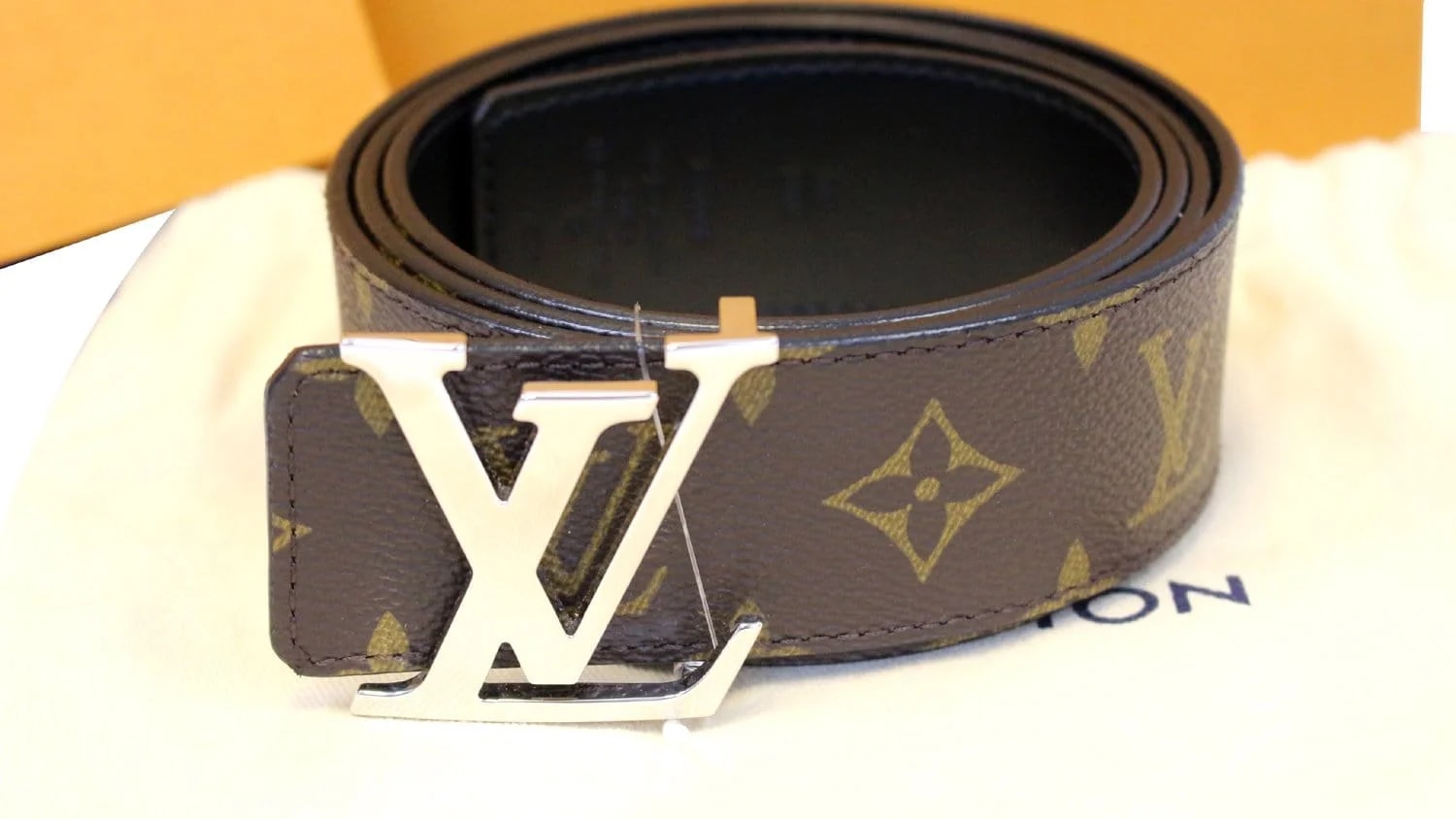 Louis Vuitton Initiales Reversible Belt 2