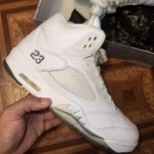 Air Jordan — Size 10 - Air Jordan 5 Retro 2015 Metallic — Sneaker — resale