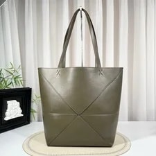 Authentic Loewe Puzzle Fold Medium 2