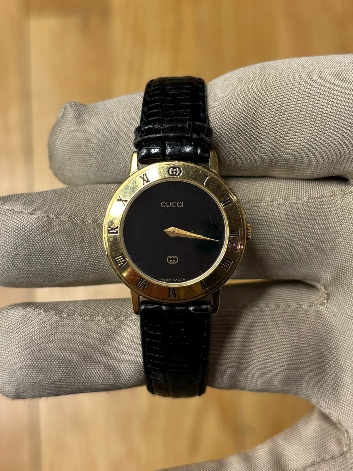 Gucci Black Dial Gold Plated Roman Bezel 3