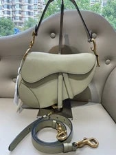 Dior — Dior Medium Saddle in Grained , (25×20×6.5)cm — Handbag — resale