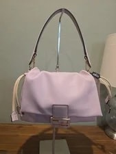 Fendi — NEW Fendi Medium Mamma Baguette — Handbag — resale