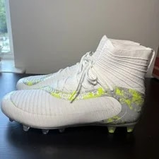 Under Armour — Under Armour UA Highlight 2 MC Football/Lacrosse Cleats Sz 9 3028659-100 — Sneaker — resale