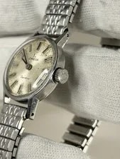 Omega 1970’s Manual Gold 3