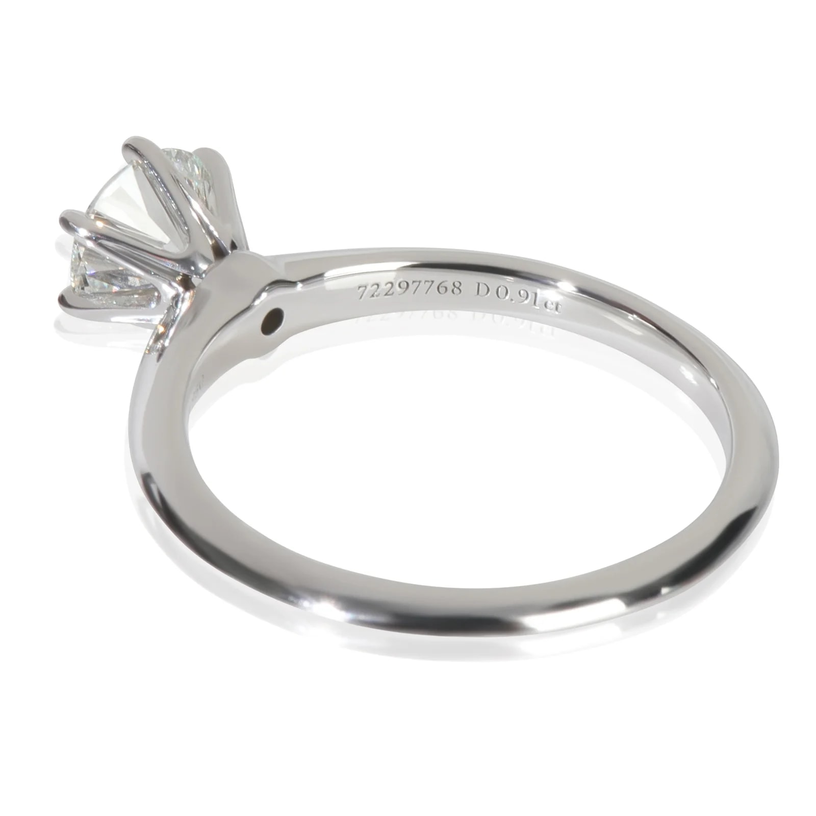 Tiffany & Co. 0.91 Ct Round Brilliant Engagement Ring 950 3