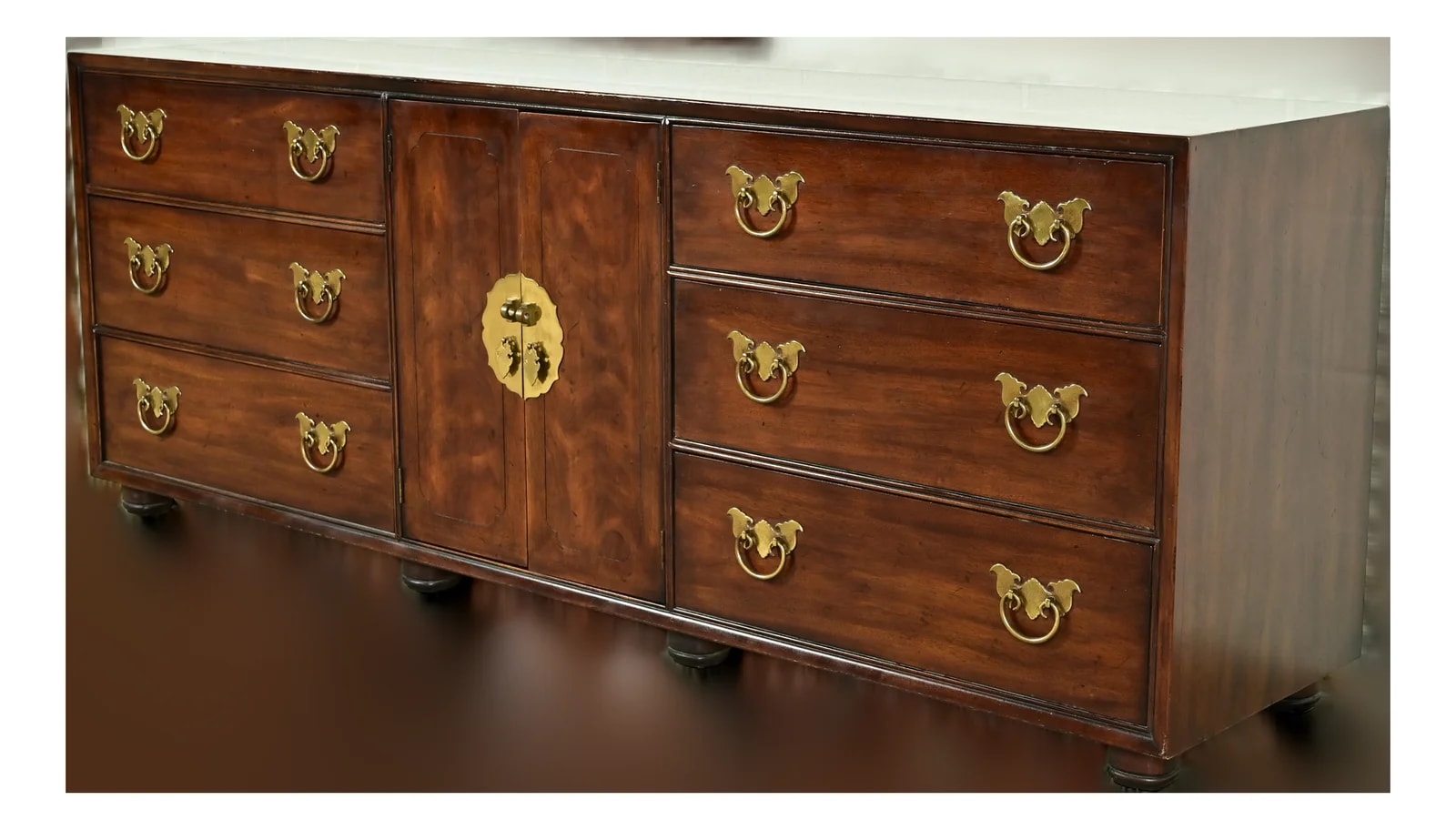 Henredon — Henredon Mid-Century Hollywood Regency Chinoiserie Dresser Or Credenza, Circa 1970s — Furniture — resale
