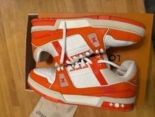 Louis Vuitton / Low Top Limited Edition 2