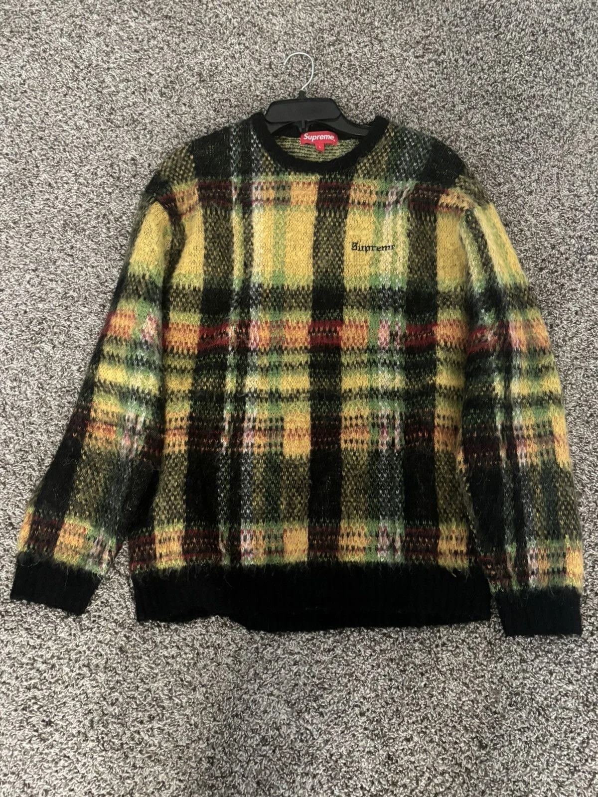 Supreme — Supreme Blend Sweater — streetwear — resale