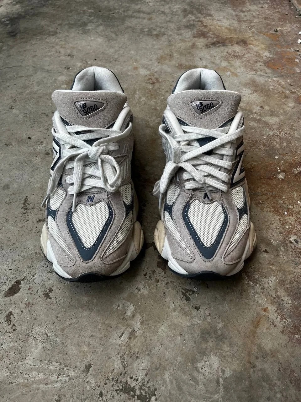 New Balance — New Balance 9060 U9060EEB Moonrock — Sneaker — resale