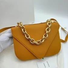 Bottega Veneta — Bottega Veneta Mount Medium Envelope With Chunky Chain — Handbag — resale