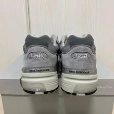 8.5US New Balance U992Gy 3