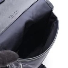 Prada Saffian / 2Z 3