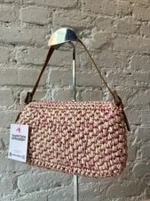 Fendi Baguette in & Woven Straw With Trim 3