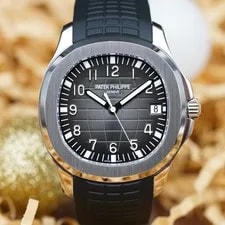 Patek Philippe — Patek Philippe Aquanaut 40mm - Black Dial 5167A - NEW Extra Strap, 2021 Complete — Watch — resale