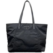 Prada — Excellent Prada Re-Edition 1978 1BG052 — Handbag — resale