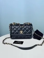 Chanel — Chanel Classic Flap WOC Quilted Chain Crossbody Auth — Handbag — resale