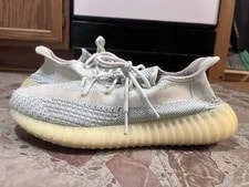 Vnds Yeezy 350 Cloud SZ 10 Pirate Beluga Mx 2