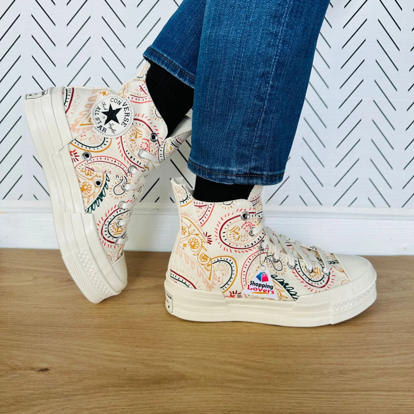 Converse — Converse Chuck 70 Plus Hi Platform 9.5 Paisley — Sneaker — resale