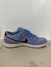 Nike SB Dunk Low PRM ‘Philadelphia Phillies’ 3