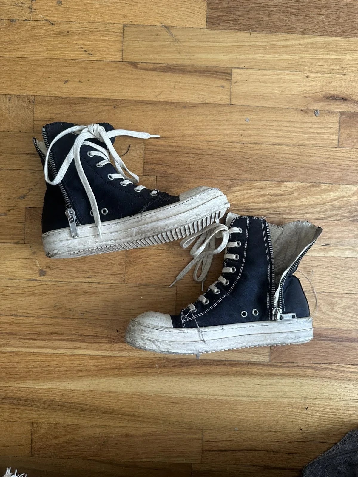 Rick Owens DRKSHDW — Rick Owens Drkshdw Ramones Mismatch Contrast Stitch // — Sneaker — resale