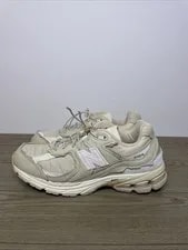 New Balance 2002R Protection Pack Sandstone 2