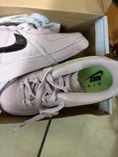 Nike — Nike Air Force 1 Low Top Lace-Up / Swoosh Teens — Sneaker — resale